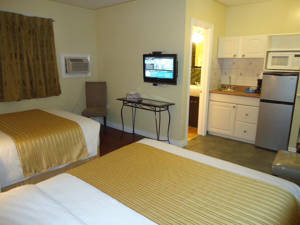קינגסטון Bayside Inn & Waterfront Suites מראה חיצוני תמונה