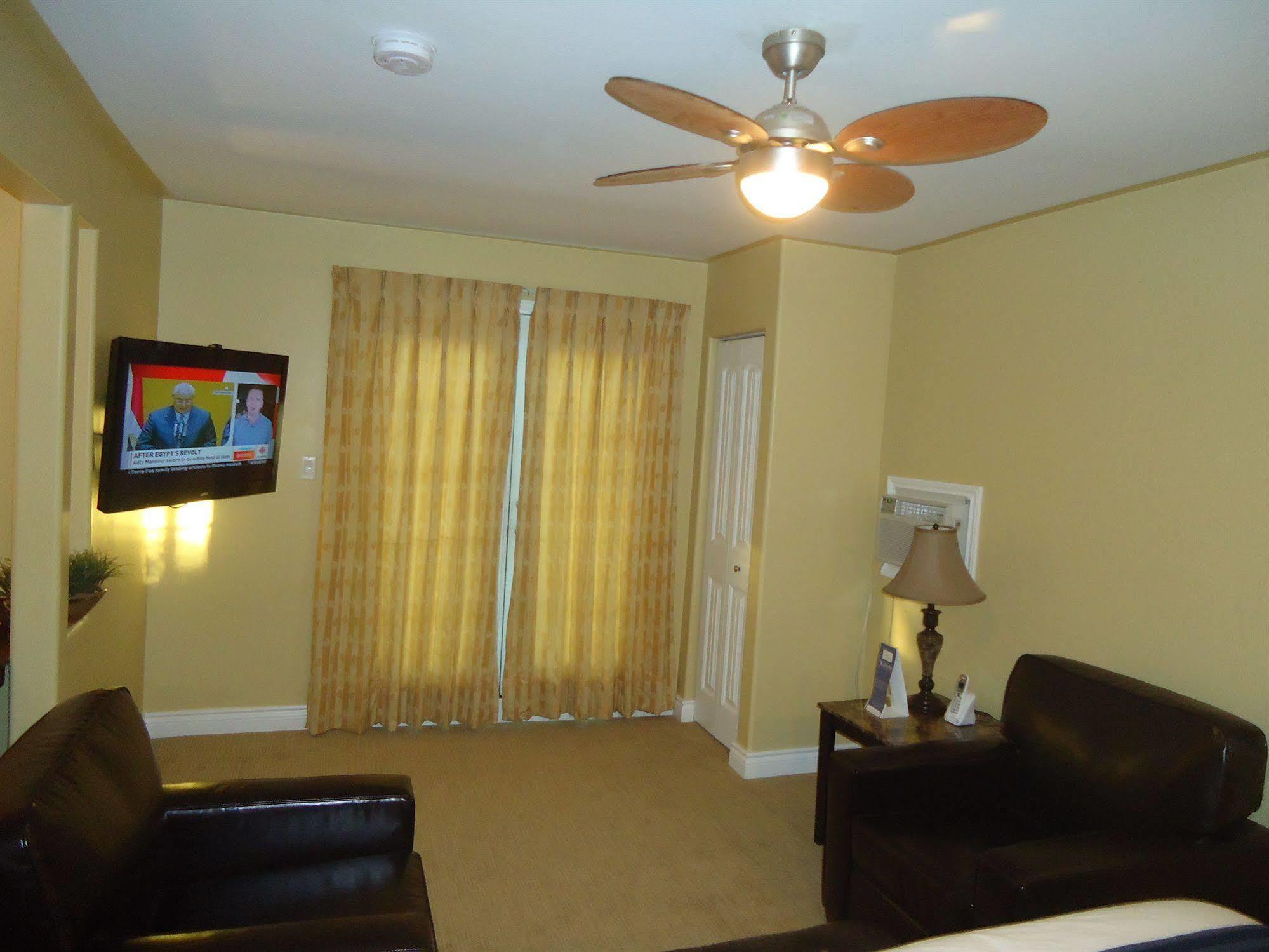 קינגסטון Bayside Inn & Waterfront Suites מראה חיצוני תמונה