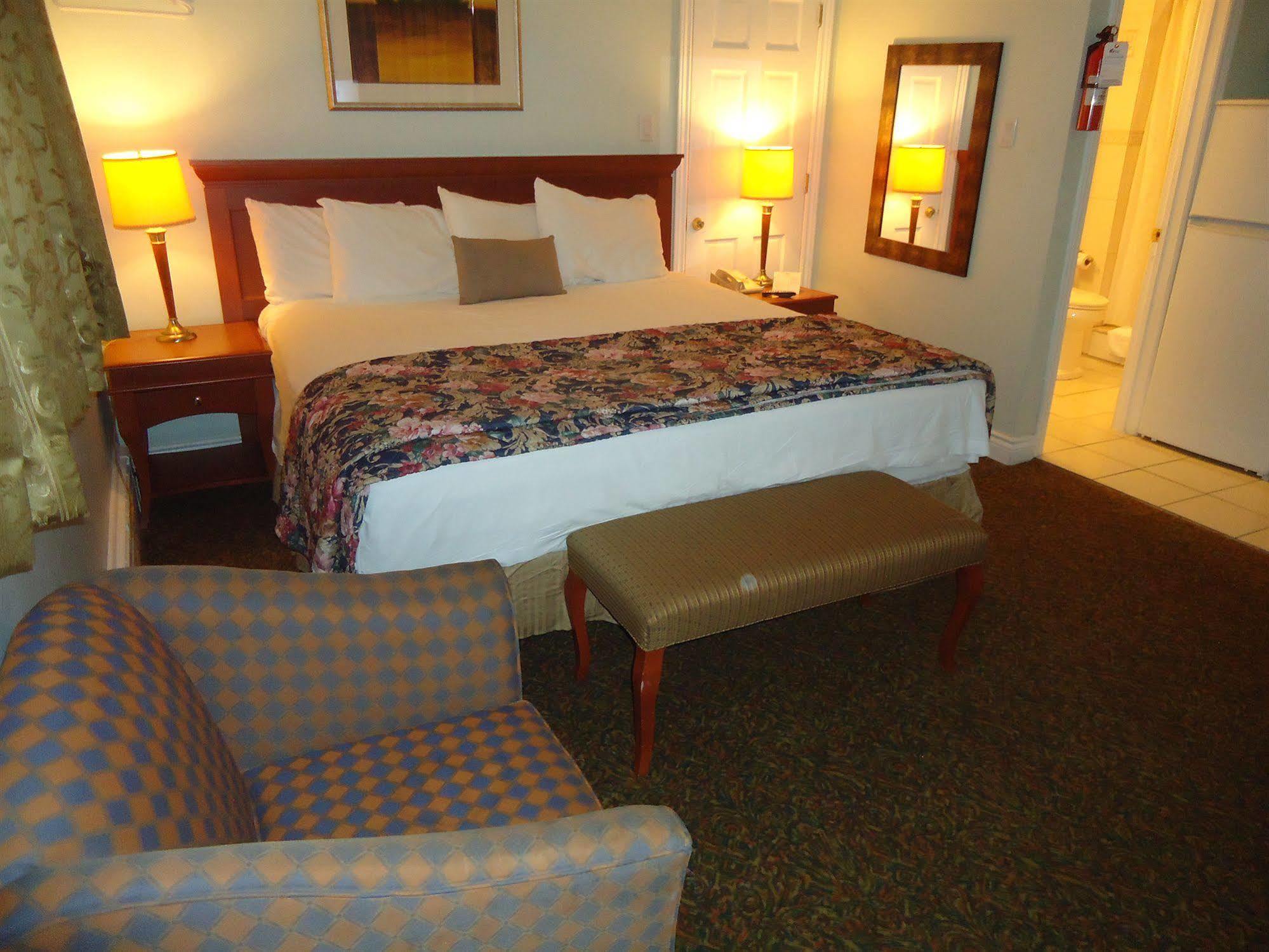 קינגסטון Bayside Inn & Waterfront Suites מראה חיצוני תמונה