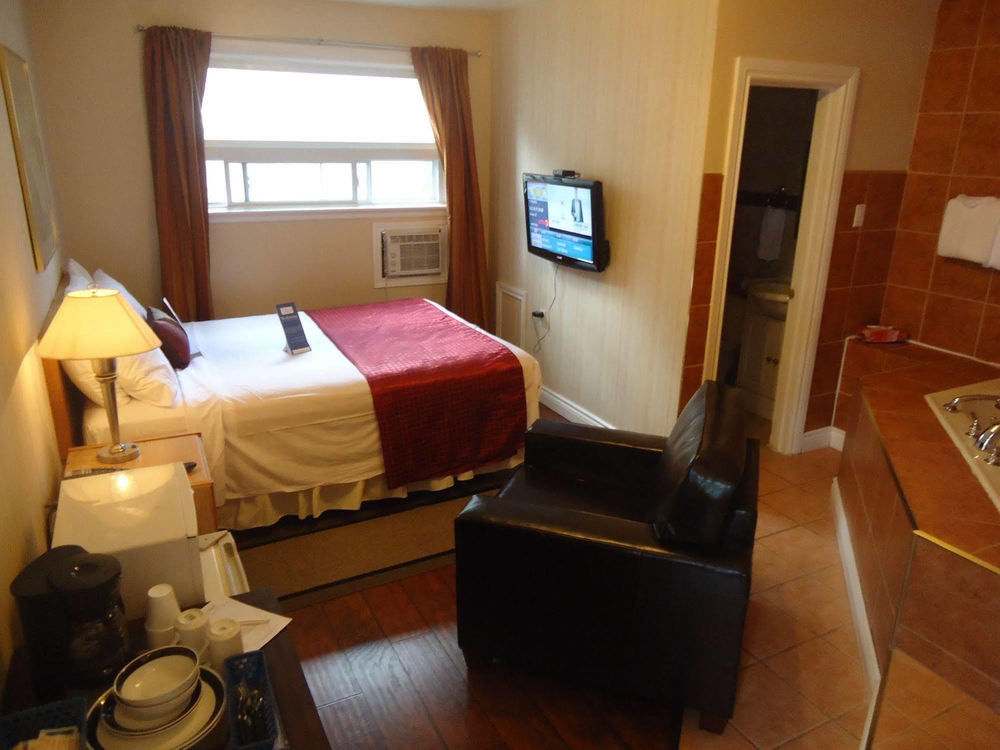 קינגסטון Bayside Inn & Waterfront Suites מראה חיצוני תמונה