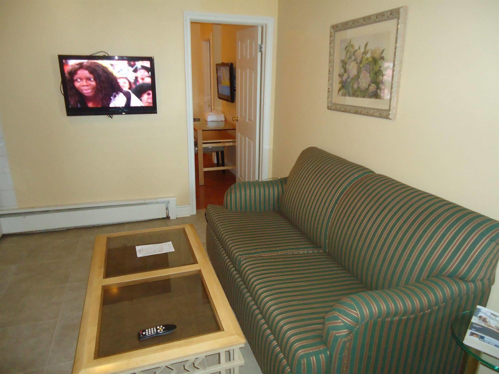 קינגסטון Bayside Inn & Waterfront Suites מראה חיצוני תמונה